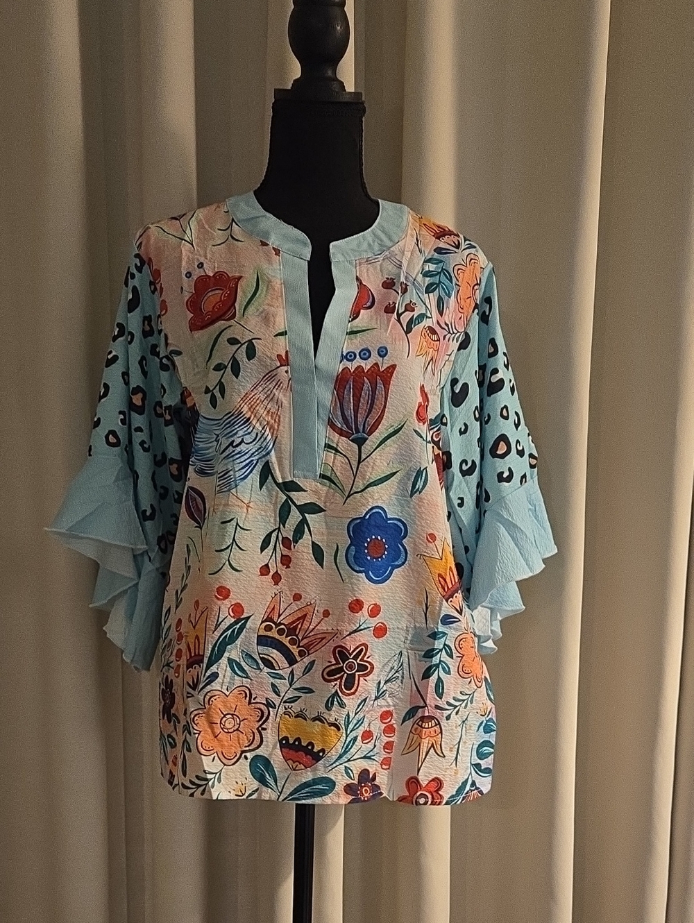 Light Blue Floral Split-Neck Ruffle Sleeve Women's Top